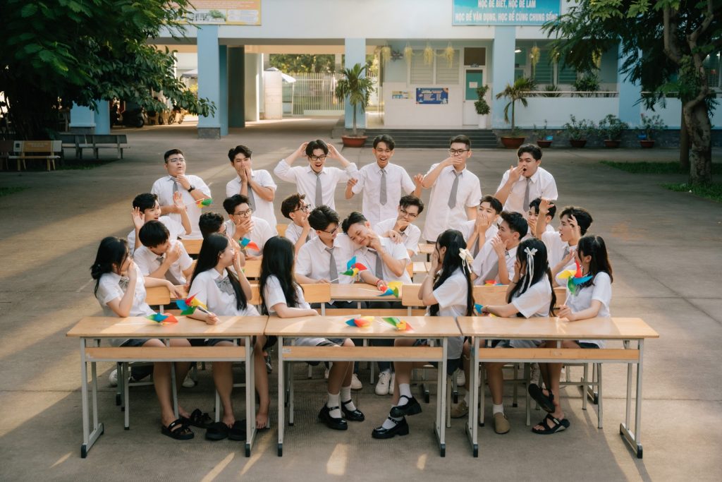 các kiểu chụp ảnh tập thể đẹp